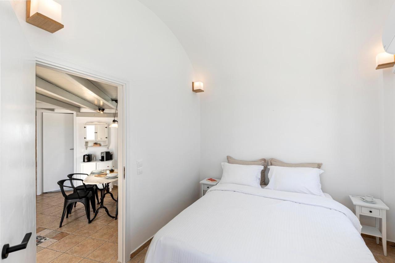 Calderas Hug & Panoramic Sea View - 3 Lux Suites Imerovigli  Exterior foto